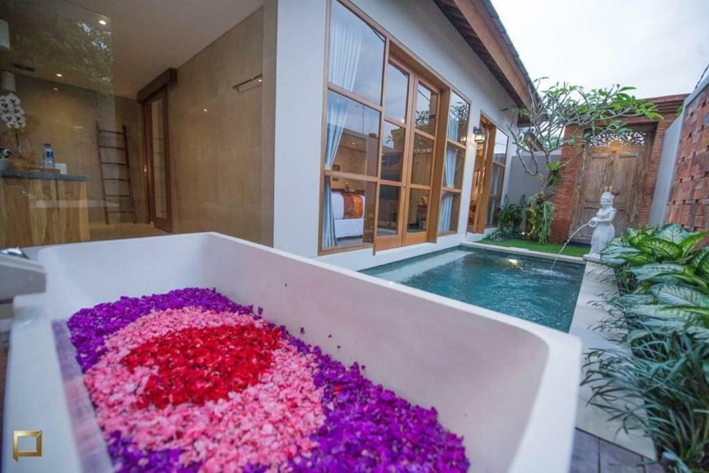 Maitri Villa Ubud Esterno foto